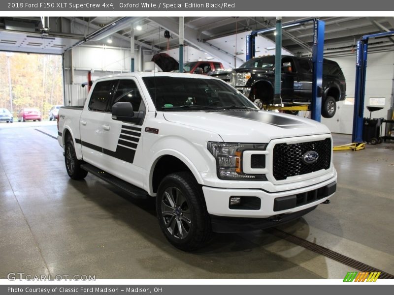 Oxford White / Special Edition Black/Red 2018 Ford F150 XLT SuperCrew 4x4