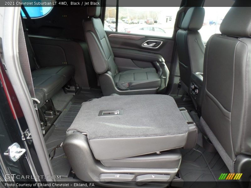 Black / Jet Black 2021 Chevrolet Suburban LT 4WD