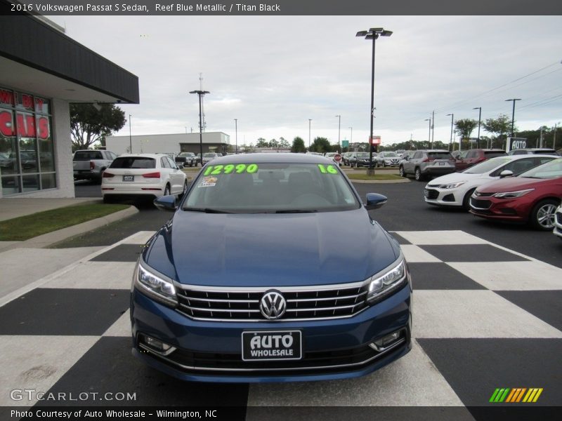 Reef Blue Metallic / Titan Black 2016 Volkswagen Passat S Sedan