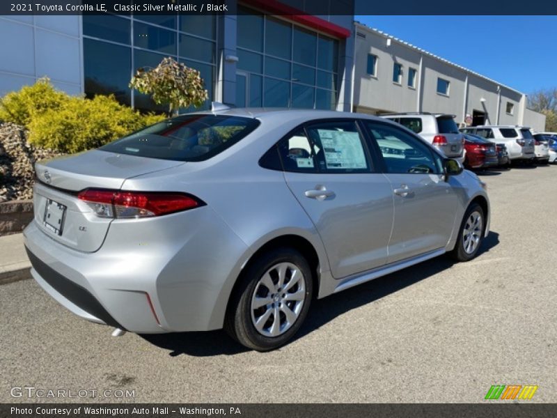 Classic Silver Metallic / Black 2021 Toyota Corolla LE