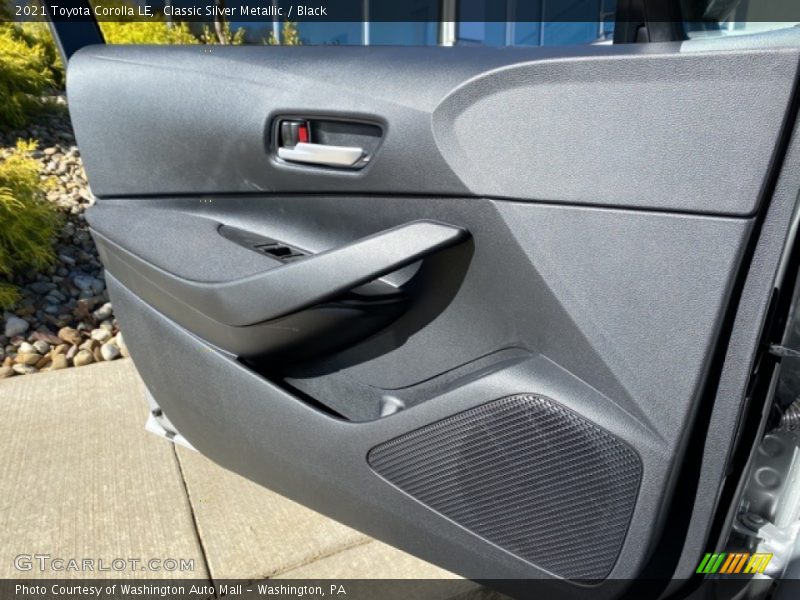 Classic Silver Metallic / Black 2021 Toyota Corolla LE