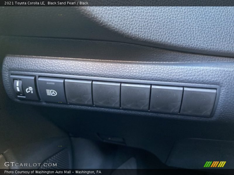 Black Sand Pearl / Black 2021 Toyota Corolla LE