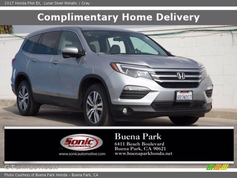 Lunar Silver Metallic / Gray 2017 Honda Pilot EX