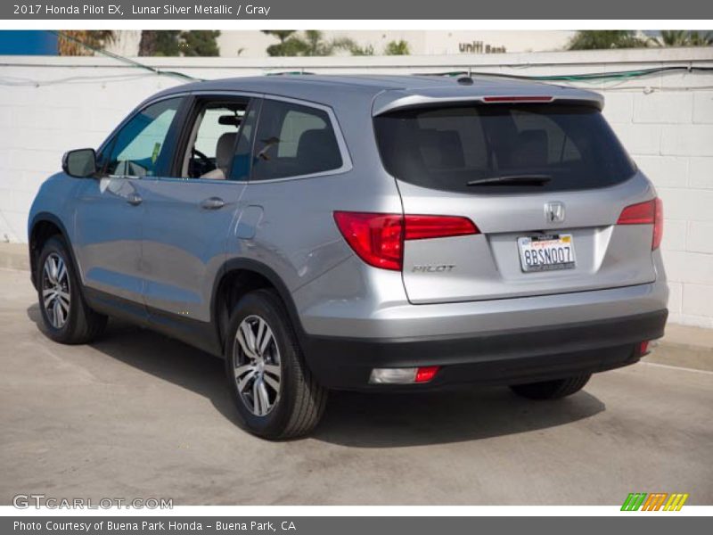 Lunar Silver Metallic / Gray 2017 Honda Pilot EX