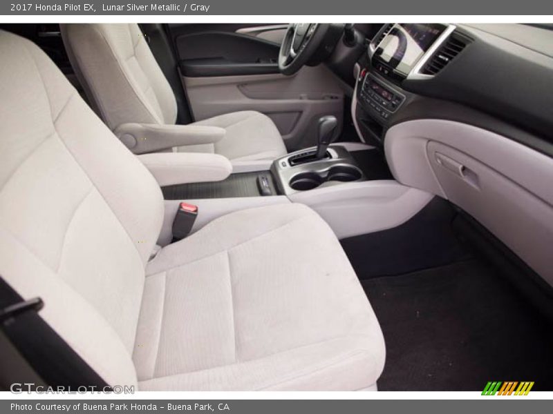 Lunar Silver Metallic / Gray 2017 Honda Pilot EX