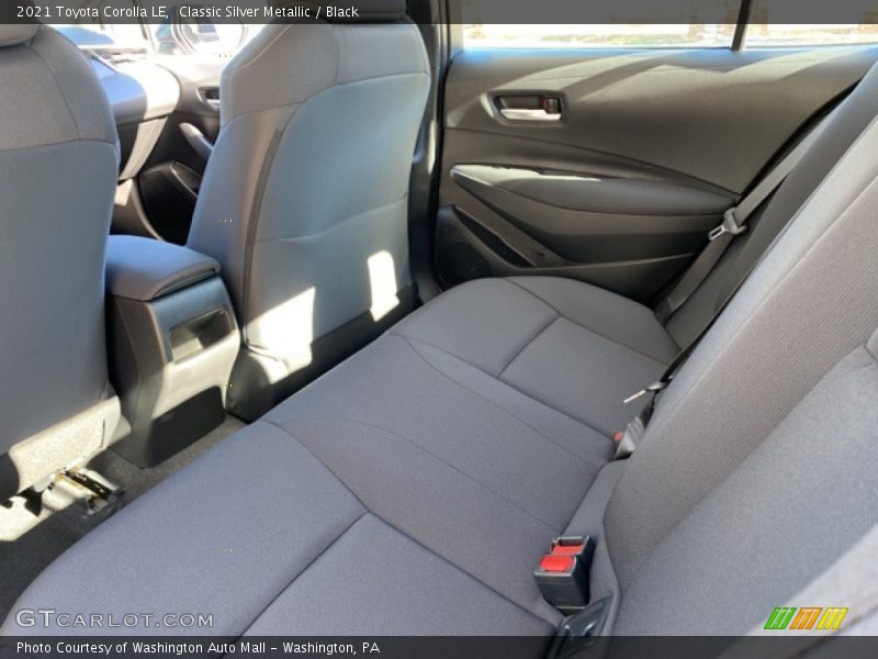 Classic Silver Metallic / Black 2021 Toyota Corolla LE