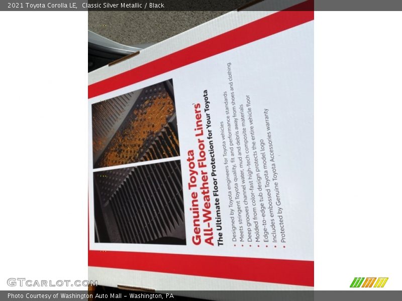 Classic Silver Metallic / Black 2021 Toyota Corolla LE