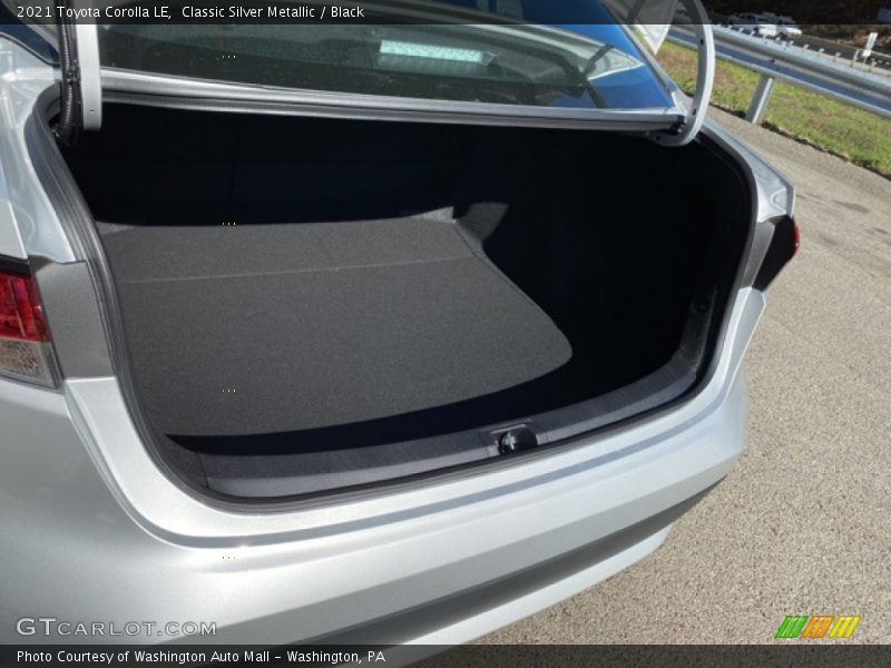 Classic Silver Metallic / Black 2021 Toyota Corolla LE