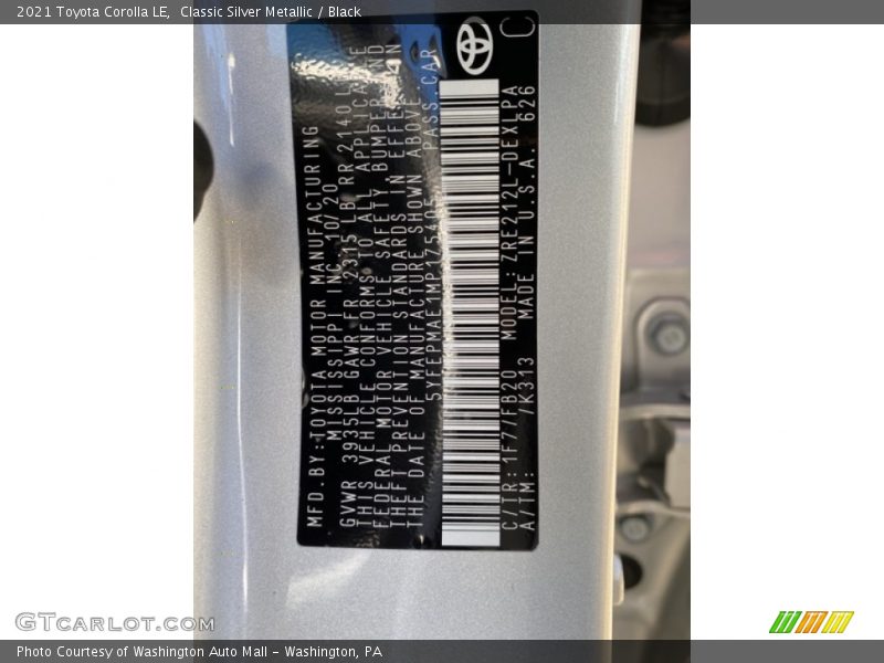 Classic Silver Metallic / Black 2021 Toyota Corolla LE