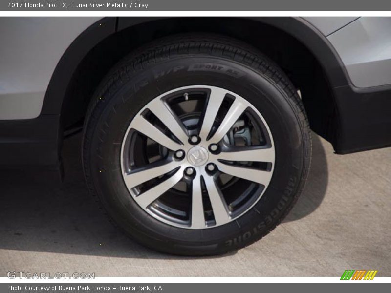 Lunar Silver Metallic / Gray 2017 Honda Pilot EX