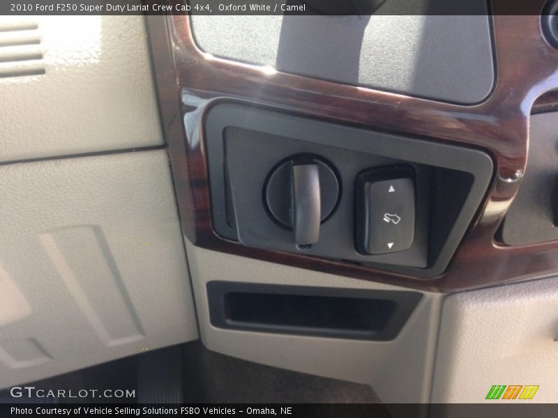 Oxford White / Camel 2010 Ford F250 Super Duty Lariat Crew Cab 4x4