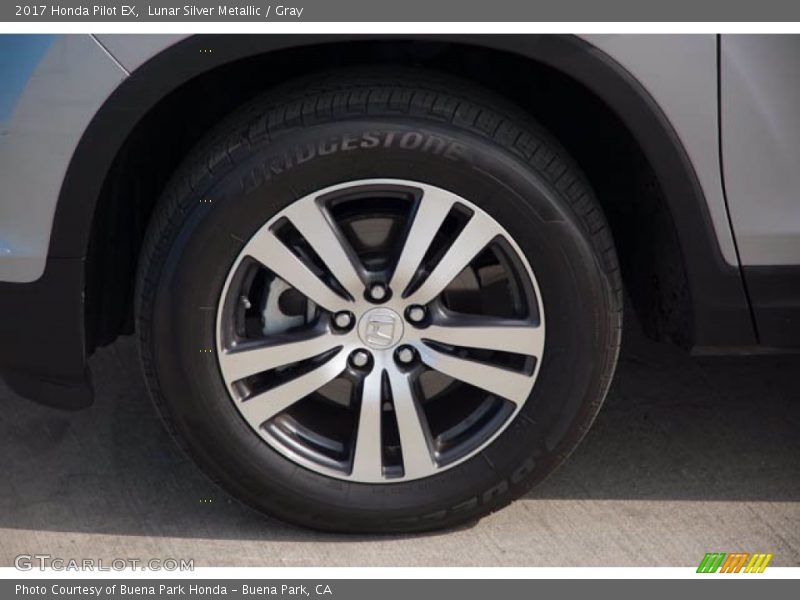 Lunar Silver Metallic / Gray 2017 Honda Pilot EX