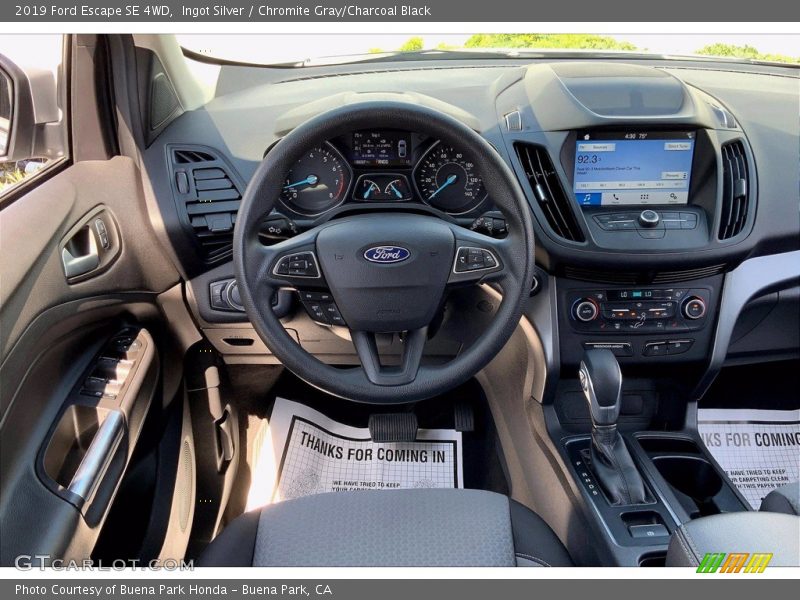 Ingot Silver / Chromite Gray/Charcoal Black 2019 Ford Escape SE 4WD