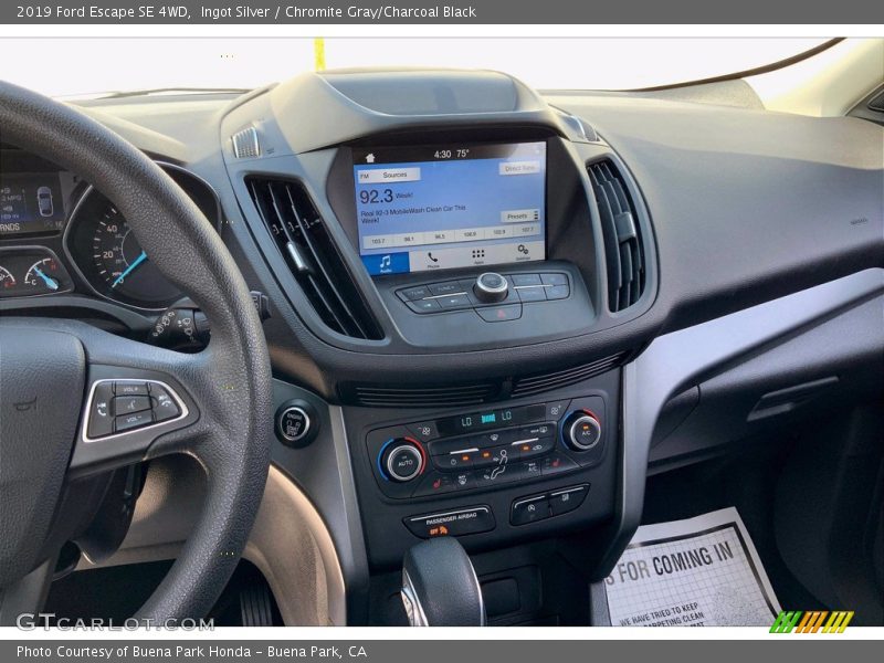 Ingot Silver / Chromite Gray/Charcoal Black 2019 Ford Escape SE 4WD