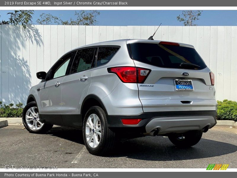 Ingot Silver / Chromite Gray/Charcoal Black 2019 Ford Escape SE 4WD