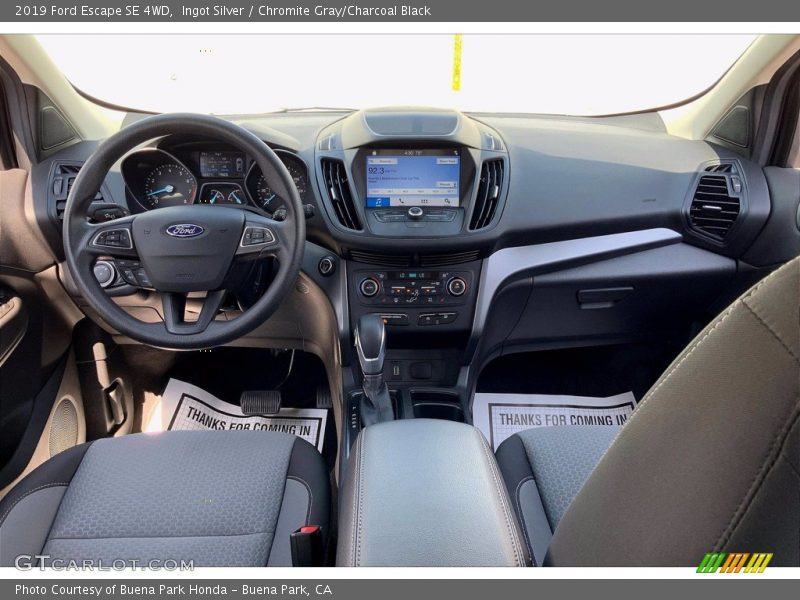 Ingot Silver / Chromite Gray/Charcoal Black 2019 Ford Escape SE 4WD
