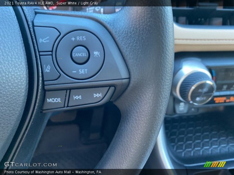 Super White / Light Gray 2021 Toyota RAV4 XLE AWD