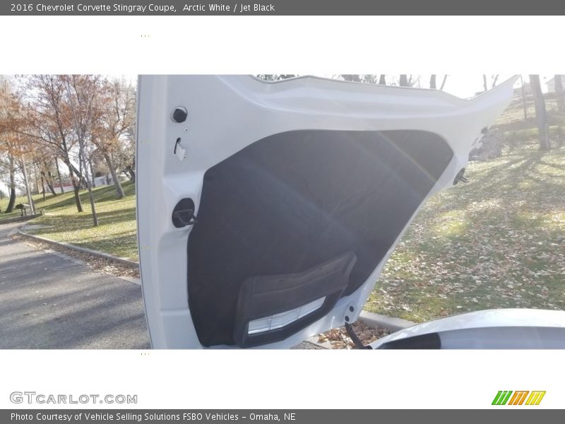 Arctic White / Jet Black 2016 Chevrolet Corvette Stingray Coupe