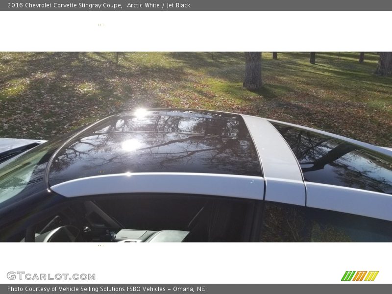Arctic White / Jet Black 2016 Chevrolet Corvette Stingray Coupe