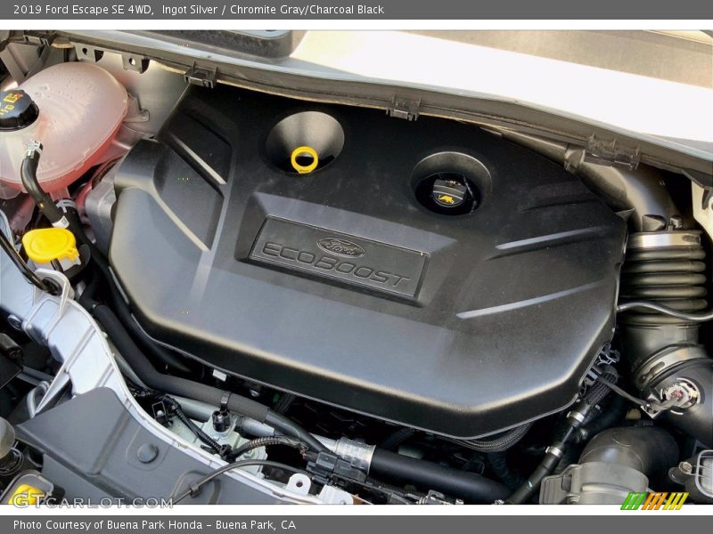 Ingot Silver / Chromite Gray/Charcoal Black 2019 Ford Escape SE 4WD