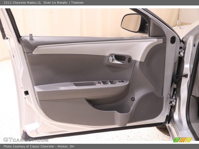 Silver Ice Metallic / Titanium 2011 Chevrolet Malibu LS