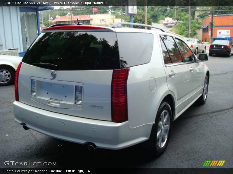 White Diamond / Light Neutral 2005 Cadillac SRX V6 AWD