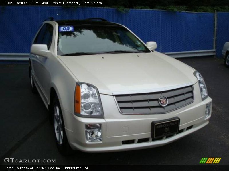 White Diamond / Light Neutral 2005 Cadillac SRX V6 AWD