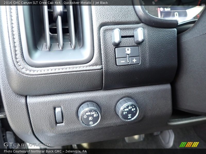 Controls of 2016 Canyon SLT Crew Cab 4x4