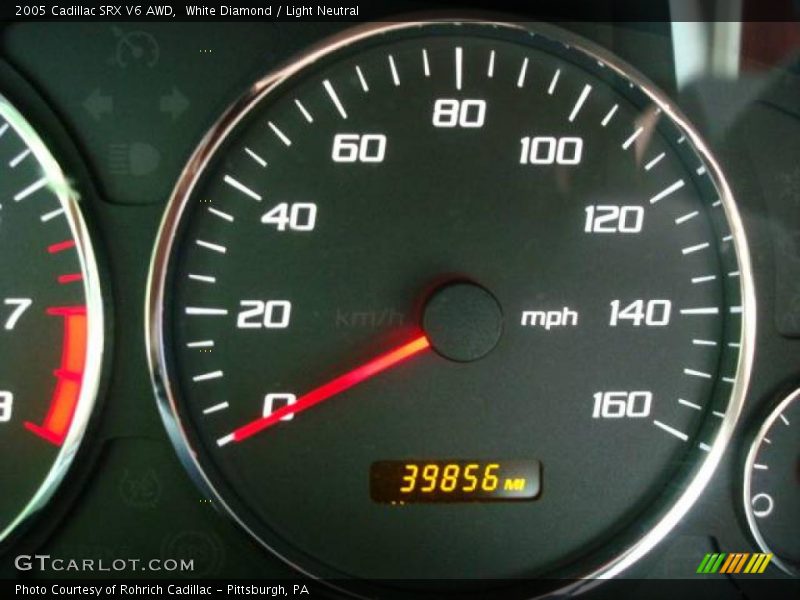 White Diamond / Light Neutral 2005 Cadillac SRX V6 AWD
