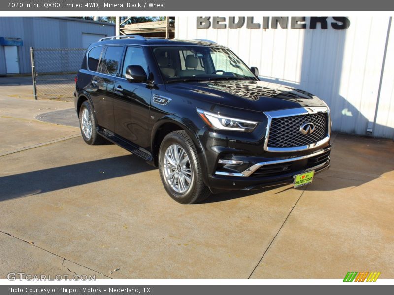 Front 3/4 View of 2020 QX80 Limited 4WD