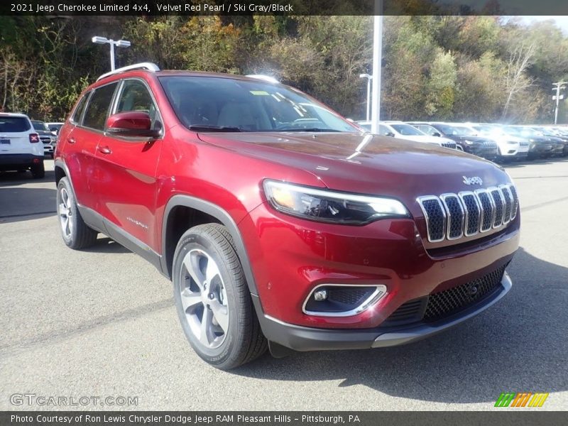 Velvet Red Pearl / Ski Gray/Black 2021 Jeep Cherokee Limited 4x4