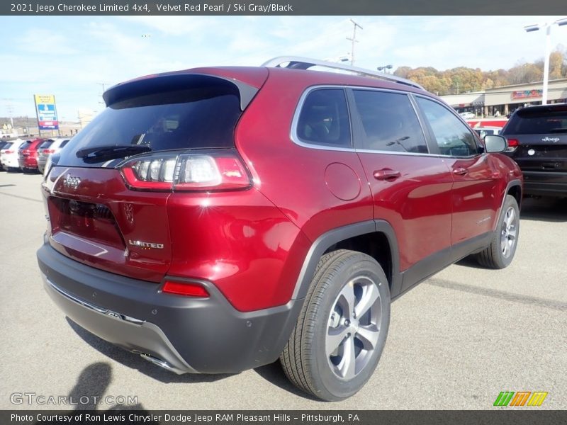 Velvet Red Pearl / Ski Gray/Black 2021 Jeep Cherokee Limited 4x4