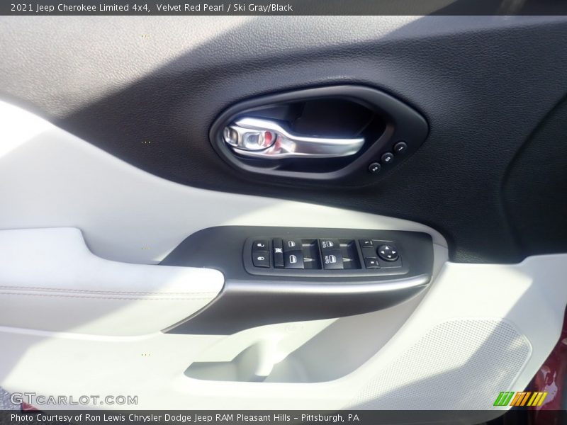 Velvet Red Pearl / Ski Gray/Black 2021 Jeep Cherokee Limited 4x4