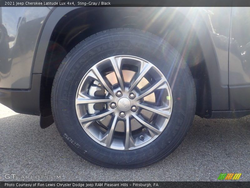 Sting-Gray / Black 2021 Jeep Cherokee Latitude Lux 4x4