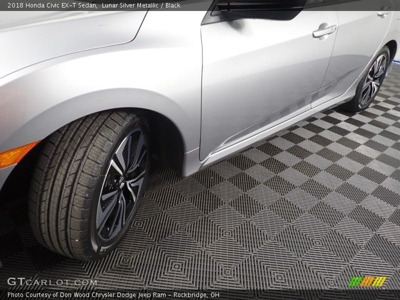Lunar Silver Metallic / Black 2018 Honda Civic EX-T Sedan