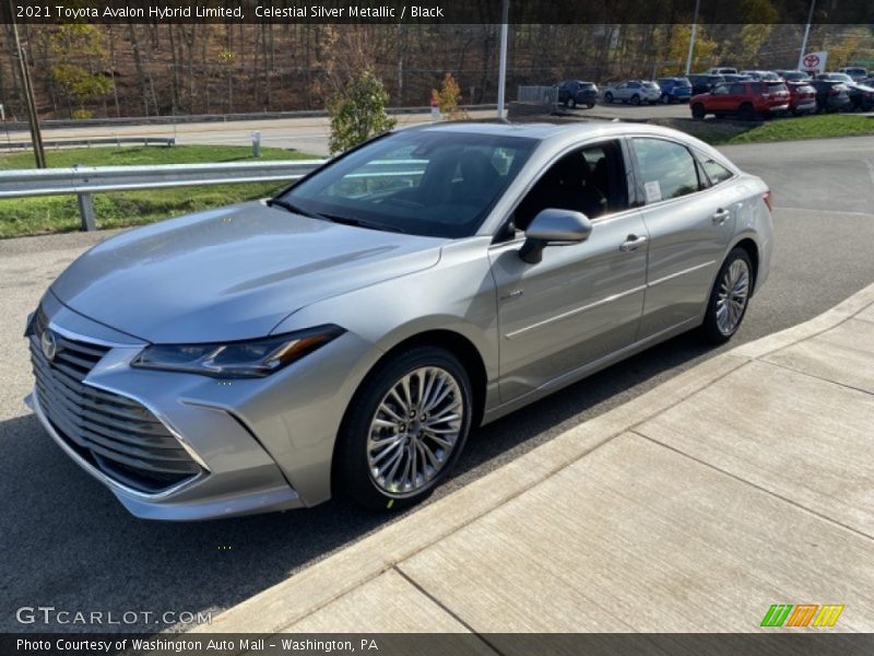 Front 3/4 View of 2021 Avalon Hybrid Limited
