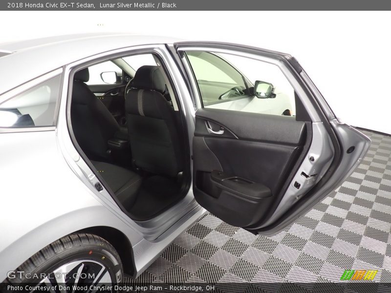 Lunar Silver Metallic / Black 2018 Honda Civic EX-T Sedan