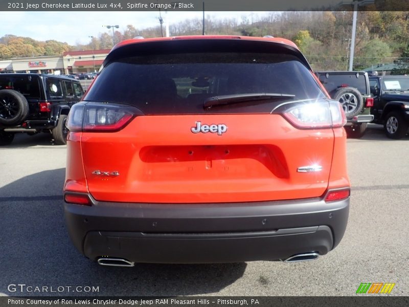 Spitfire Orange / Black 2021 Jeep Cherokee Latitude Lux 4x4