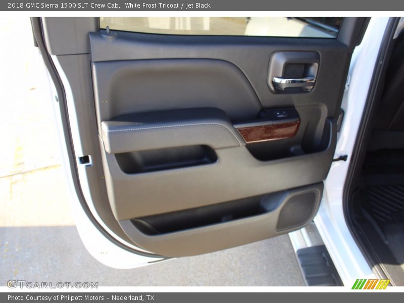 White Frost Tricoat / Jet Black 2018 GMC Sierra 1500 SLT Crew Cab