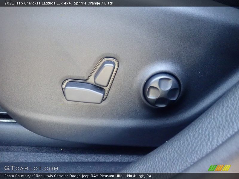 Spitfire Orange / Black 2021 Jeep Cherokee Latitude Lux 4x4