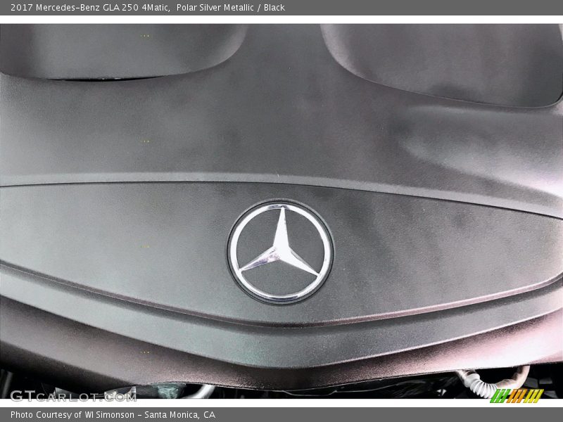 Polar Silver Metallic / Black 2017 Mercedes-Benz GLA 250 4Matic