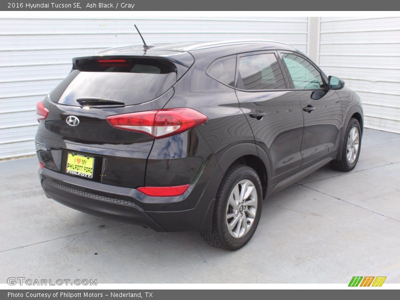 Ash Black / Gray 2016 Hyundai Tucson SE