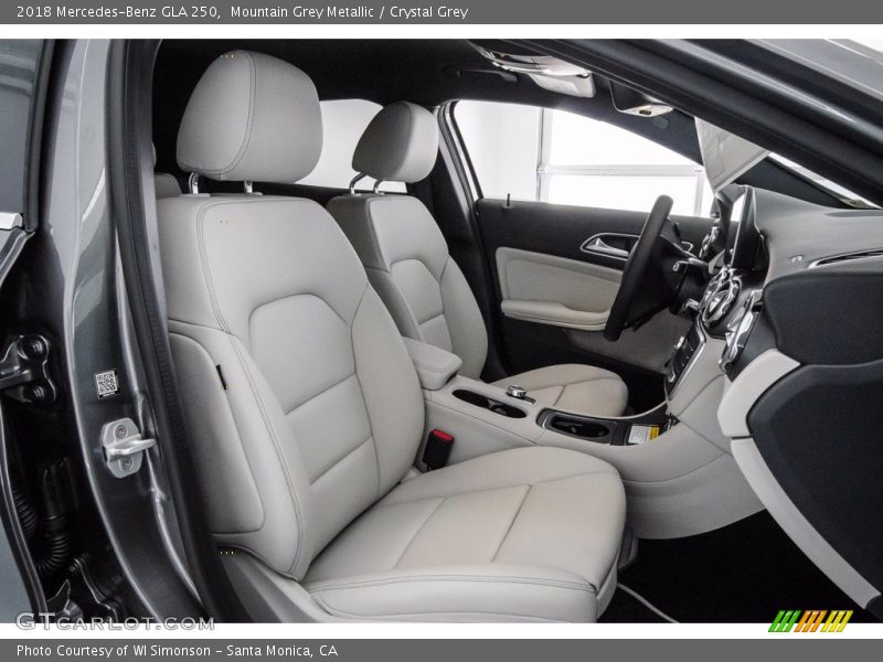 Mountain Grey Metallic / Crystal Grey 2018 Mercedes-Benz GLA 250