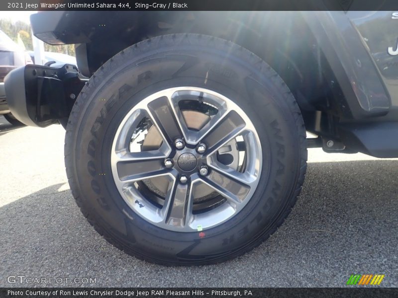 Sting-Gray / Black 2021 Jeep Wrangler Unlimited Sahara 4x4