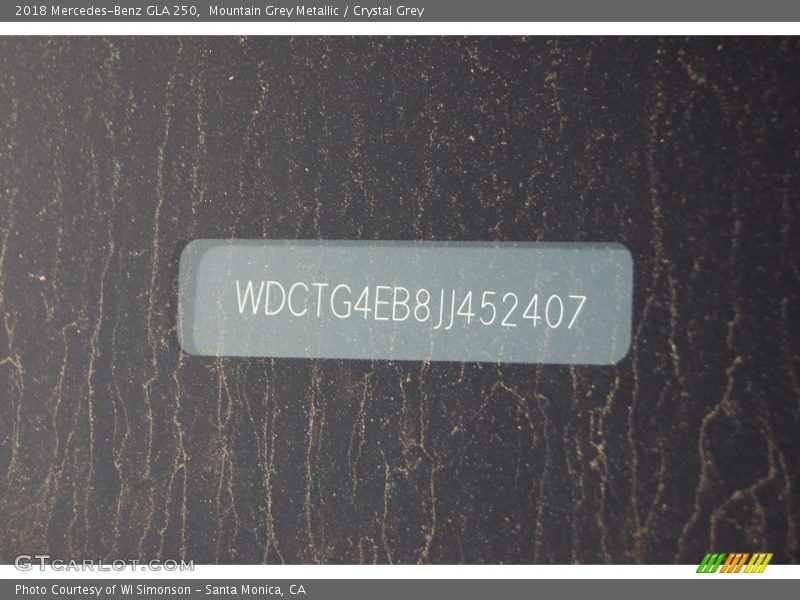 Mountain Grey Metallic / Crystal Grey 2018 Mercedes-Benz GLA 250