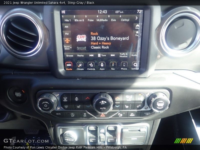 Sting-Gray / Black 2021 Jeep Wrangler Unlimited Sahara 4x4