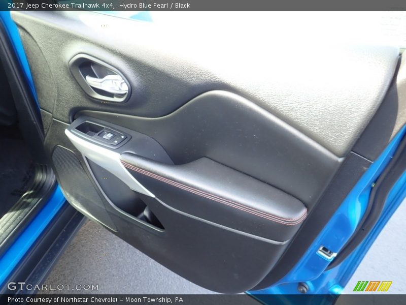 Hydro Blue Pearl / Black 2017 Jeep Cherokee Trailhawk 4x4
