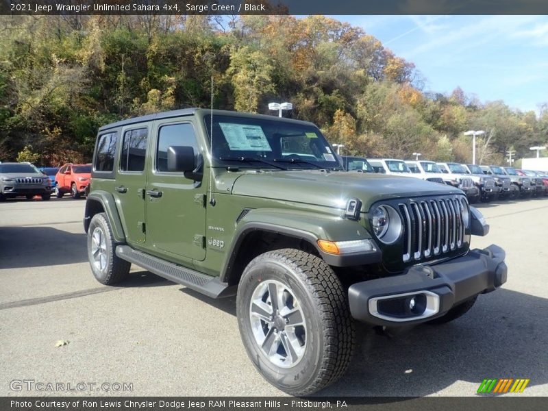 Front 3/4 View of 2021 Wrangler Unlimited Sahara 4x4