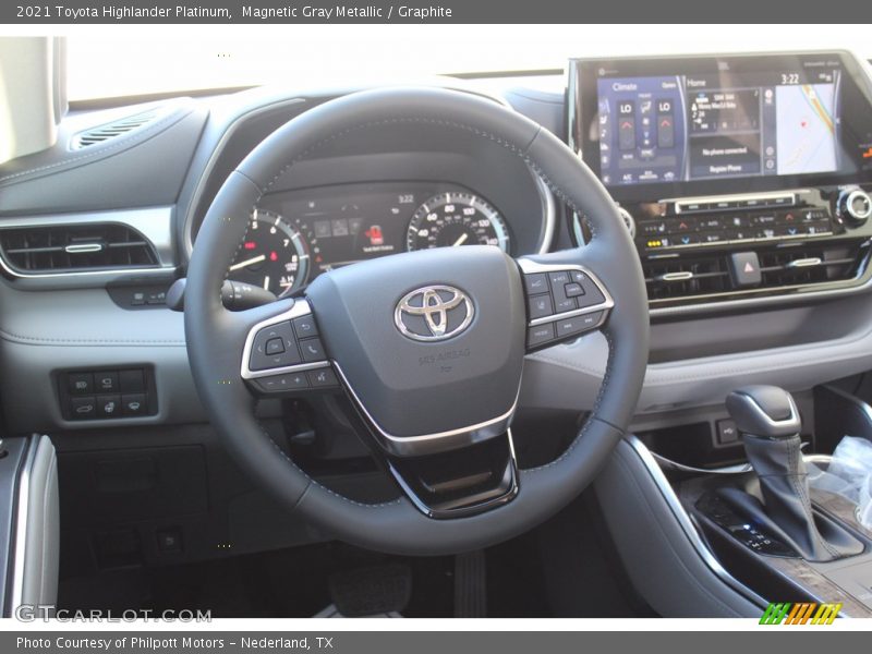 Magnetic Gray Metallic / Graphite 2021 Toyota Highlander Platinum