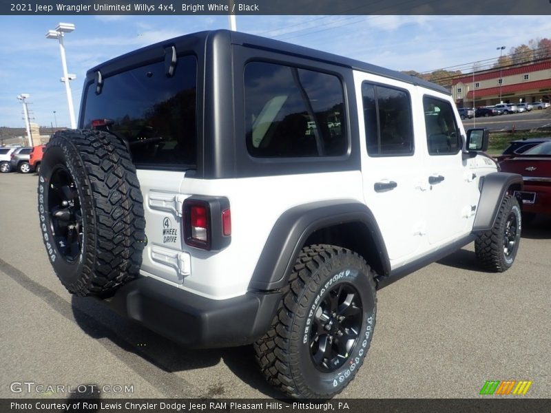 Bright White / Black 2021 Jeep Wrangler Unlimited Willys 4x4